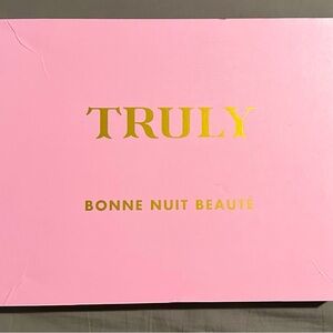 New Truly Sleep Set